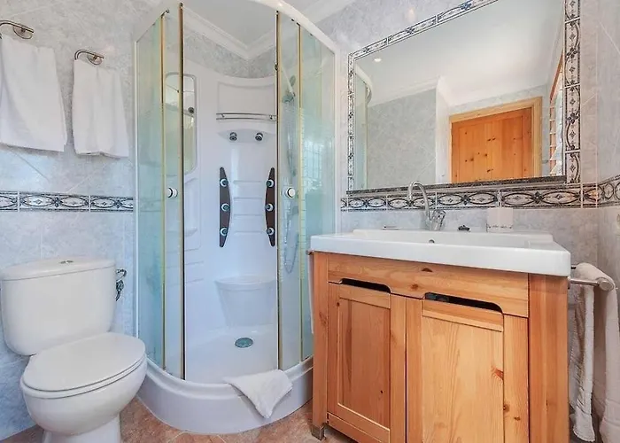 6 Bedroom A Very Short To Port Pollensa By Renthousing Vila